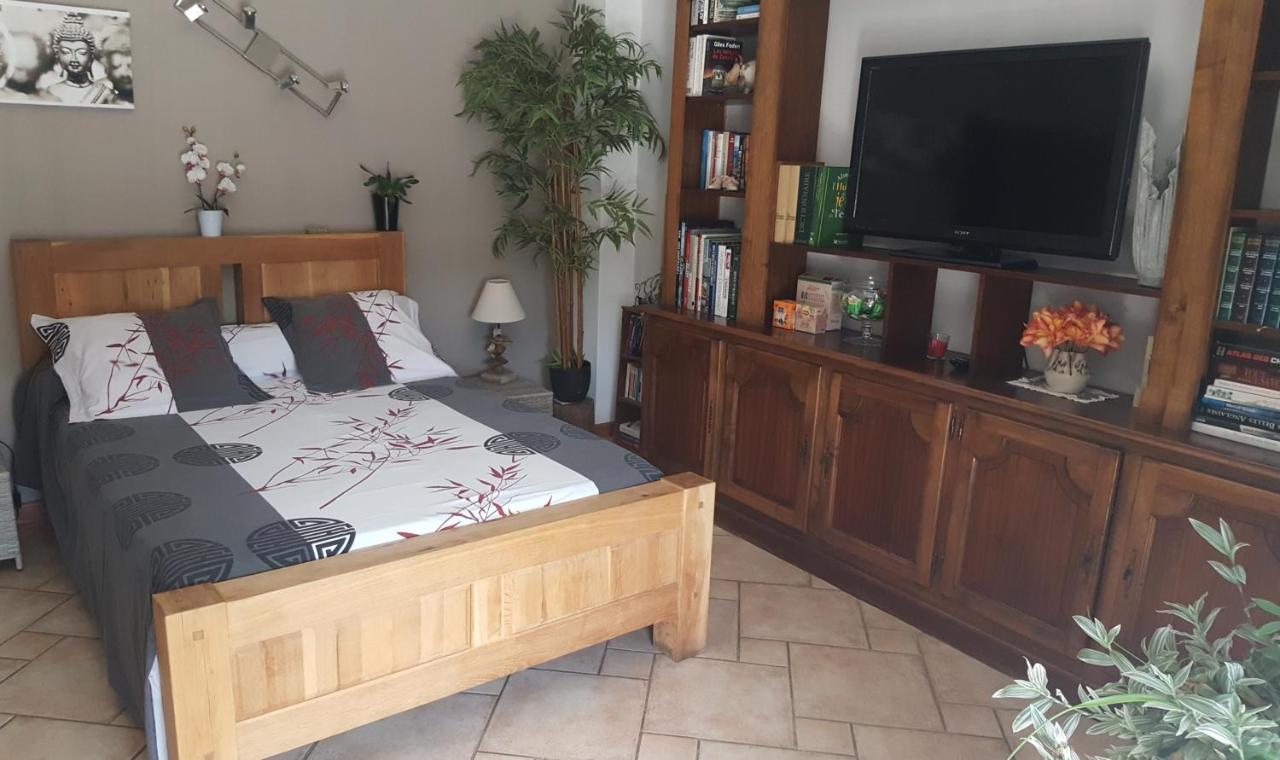 Chambre L'Orchidee Vallon-Pont-d'Arc Exterior photo