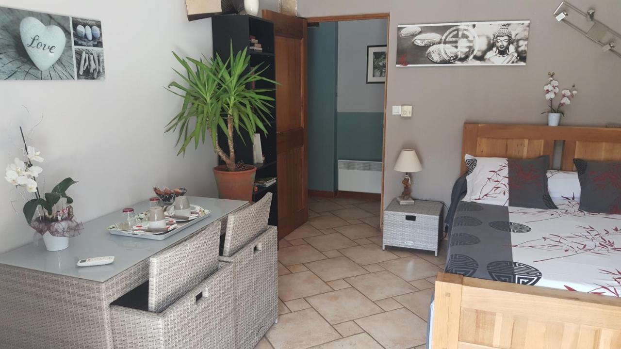Chambre L'Orchidee Vallon-Pont-d'Arc Exterior photo